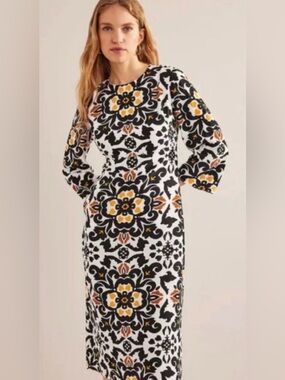 🌼 Boden Bold Floral Geometric Dress – Size 2 (Like New)